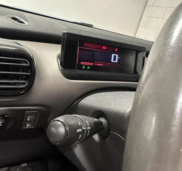 Citroën C4 Cactus 1.2 VTi 82 cv moteur changer neuf avec facture citroen