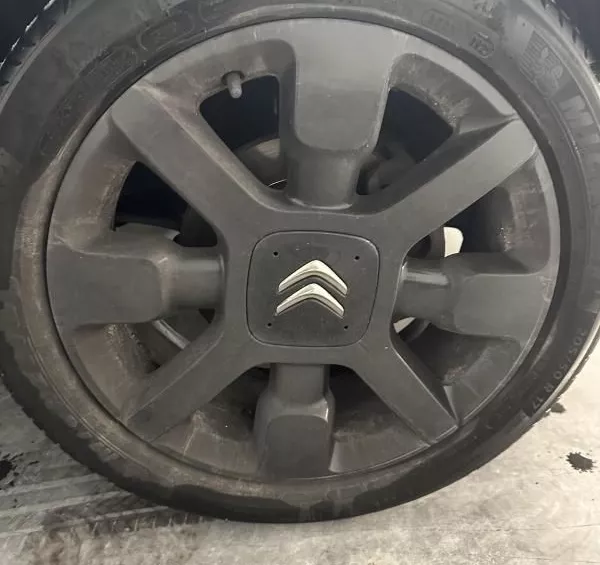 Citroën C4 Cactus 1.2 VTi 82 cv moteur changer neuf avec facture citroen