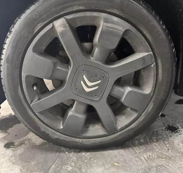 Citroën C4 Cactus 1.2 VTi 82 cv moteur changer neuf avec facture citroen