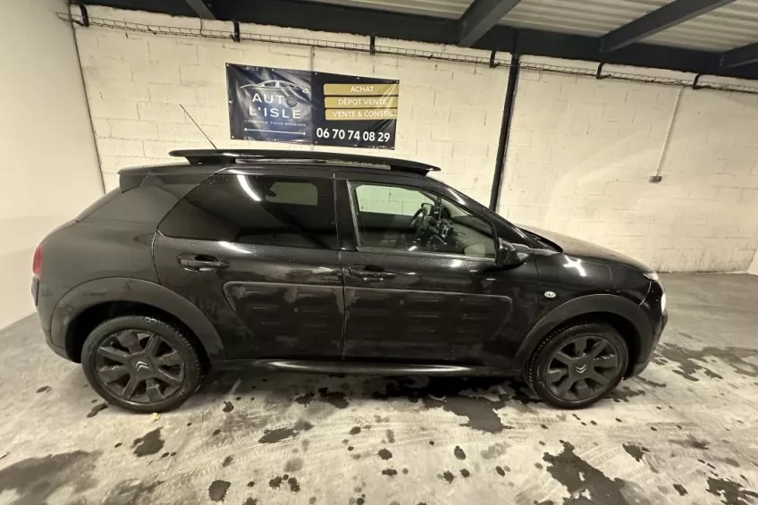 Citroën C4 Cactus 1.2 VTi 82 cv moteur changer neuf avec facture citroen
