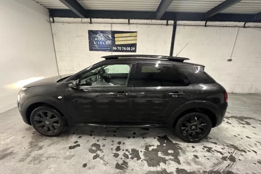Citroën C4 Cactus 1.2 VTi 82 cv moteur changer neuf avec facture citroen