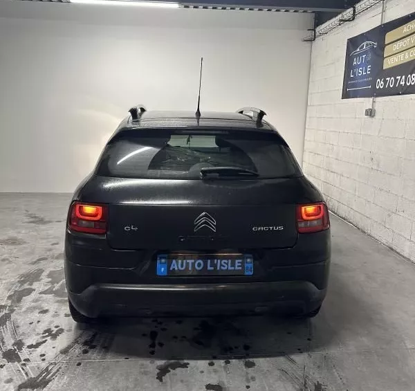 Citroën C4 Cactus 1.2 VTi 82 cv moteur changer neuf avec facture citroen