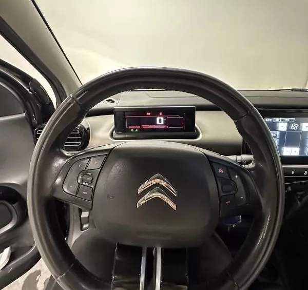 Citroën C4 Cactus 1.2 VTi 82 cv moteur changer neuf avec facture citroen