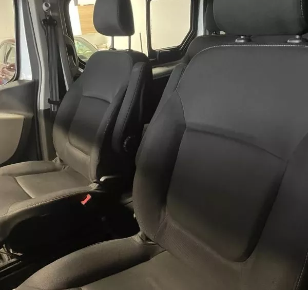 Renault Autre Trafic lll 1.6 Dci 125 ch eco tva recuperable 126000 kms 8places