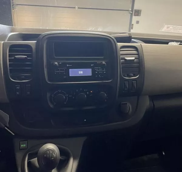 Renault Autre Trafic lll 1.6 Dci 125 ch eco tva recuperable 126000 kms 8places
