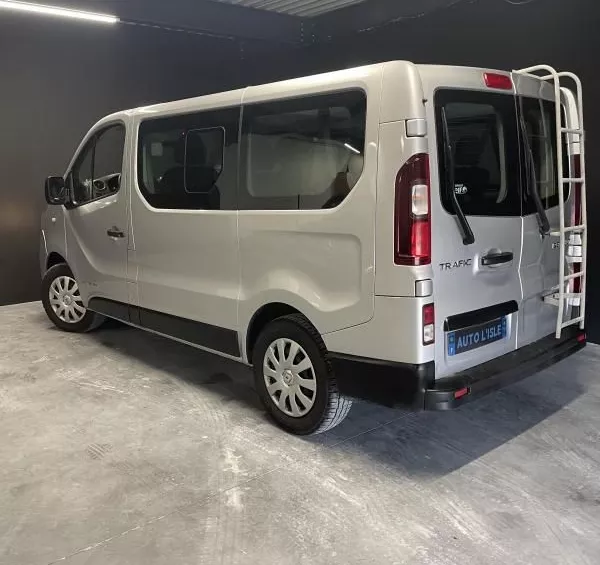 Renault Autre Trafic lll 1.6 Dci 125 ch eco tva recuperable 126000 kms 8places