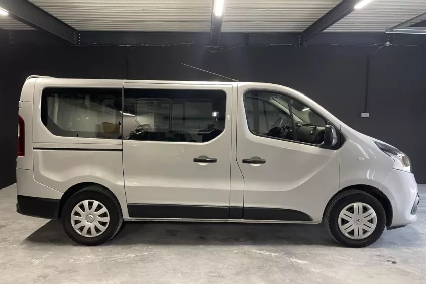 Renault Autre Trafic lll 1.6 Dci 125 ch eco tva recuperable 126000 kms 8places