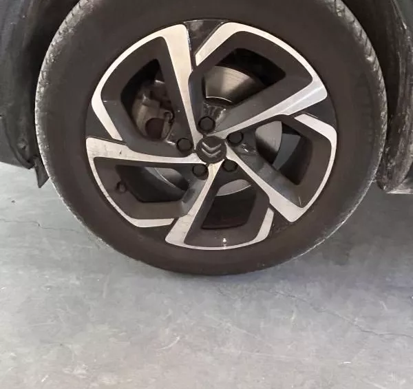 Citroën C5 Aircross Citroën C5 Aircross 2.0 BlueHDI 16 v Eat8 177 cv boite auto camera 360